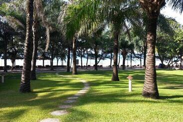 هتل Phu Hai Beach Resort & Spa Phan Thiet