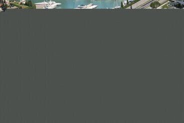 هتل Porto Azzurro
