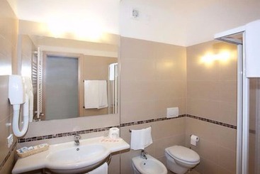 هتل Porto Azzurro