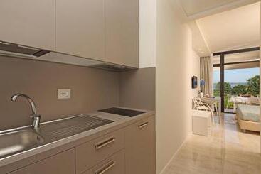 هتل Residence Holiday