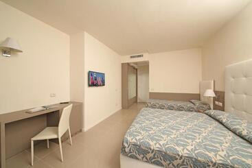 هتل Residence Holiday