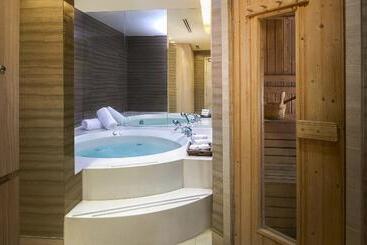 هتل Shama Lakeview Asoke Bangkok