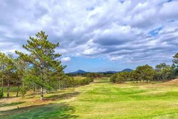 هتل Mercure Dalat Resort