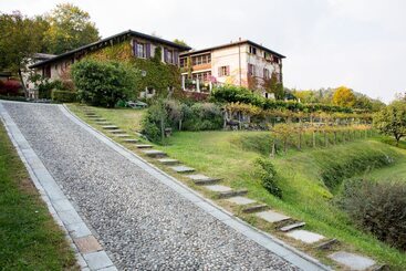 هتل Villa Arcadio