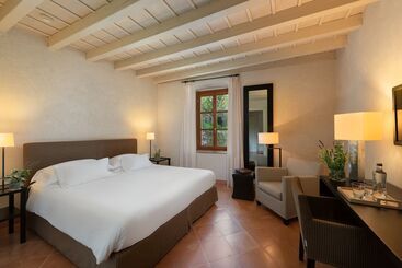 هتل Villa Arcadio