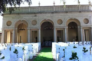 هتل Villa Fenaroli Palace