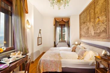 هتل Villa Pambuffetti
