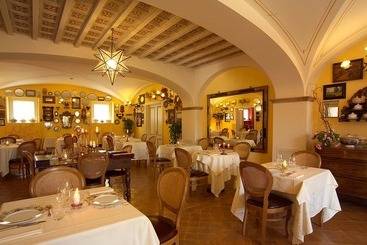 هتل Villa Santa Barbara