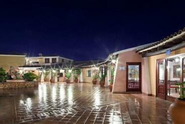 I Giardini Di Cala Ginepro Hotel Resort