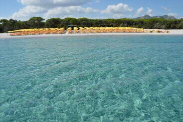I Giardini Di Cala Ginepro Hotel Resort