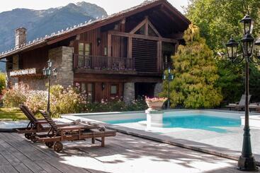 Relais Mont Blanc Hotel & Spa