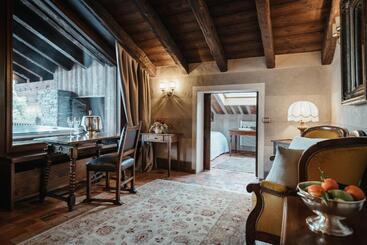 Relais Mont Blanc Hotel & Spa