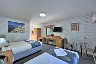 Albury Garden Court Motel