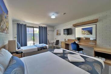 Albury Garden Court Motel