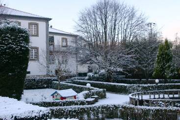 هتل Casa Das Tilias   Historic House