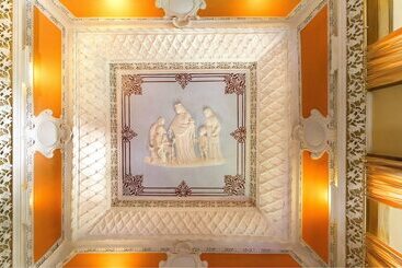 هتل Casa Das Tilias   Historic House