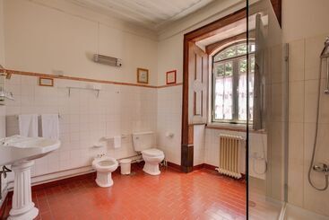 هتل Casa Das Tilias   Historic House