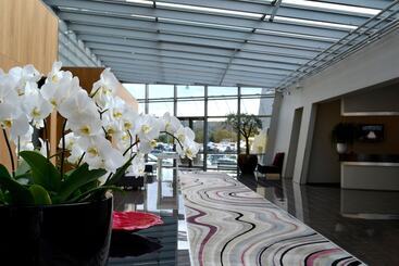 Clarion Hotel Bergen Airport