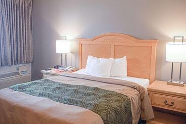 فندق Econo Lodge