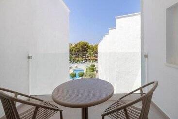هتل HM Isabela - Adults Only