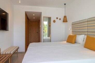 هتل HM Isabela - Adults Only