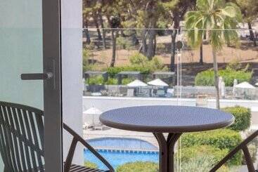 هتل HM Isabela - Adults Only