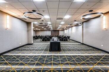 هتل Holiday Inn Dallas Market Ctr Love Field, An Ihg
