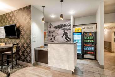 هتل La Quinta Inn By Wyndham Steamboat Springs