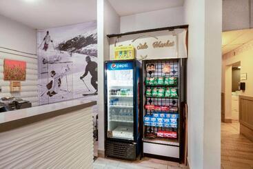 هتل La Quinta Inn By Wyndham Steamboat Springs