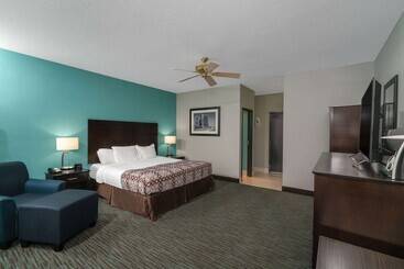 هتل La Quinta By Wyndham Knoxville East