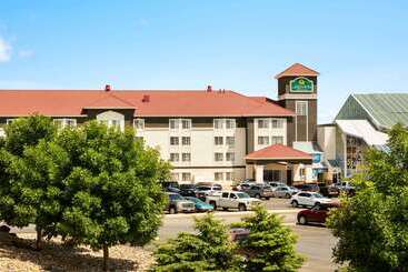 هتل La Quinta Inn And Suites By Wyndham At Watiki Waterpark