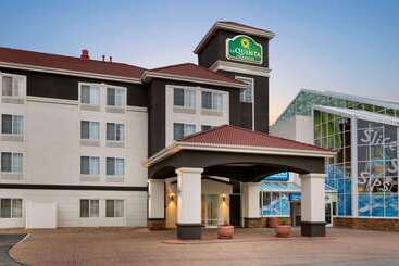 هتل La Quinta Inn And Suites By Wyndham At Watiki Waterpark