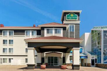 هتل La Quinta Inn And Suites By Wyndham At Watiki Waterpark