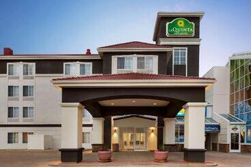 هتل La Quinta Inn And Suites By Wyndham At Watiki Waterpark