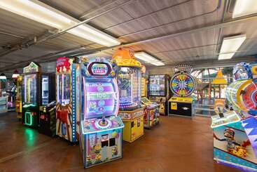 هتل La Quinta Inn And Suites By Wyndham At Watiki Waterpark