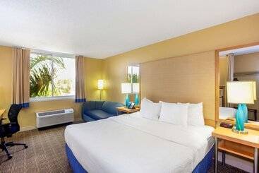 فندق La Quinta By Wyndham Sarasota Downtown