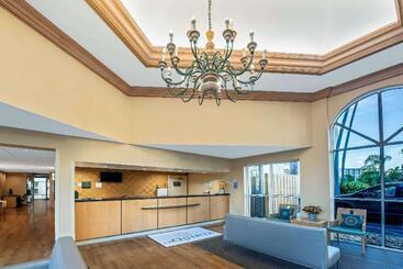 هتل La Quinta By Wyndham West Palm Beach Airport
