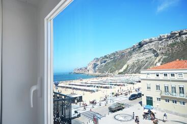 Mar Bravo - Nazare