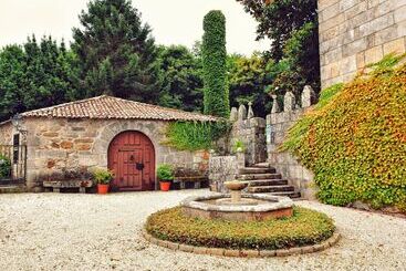 Hotel Pazo Revel  & Resort