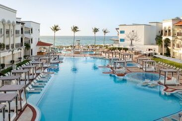 هتل Hilton Playa Del Carmen, An All Inclusive Adult Only Resort