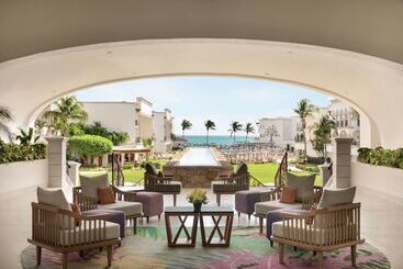 هتل Hilton Playa Del Carmen, An All Inclusive Adult Only Resort
