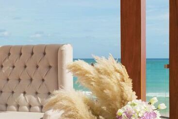 هتل Hilton Playa Del Carmen, An All Inclusive Adult Only Resort