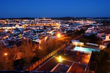 هتل Pousada Castelo De Estremoz
