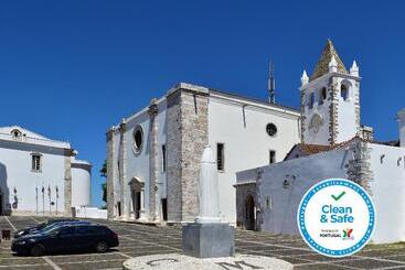 هتل Pousada Castelo De Estremoz