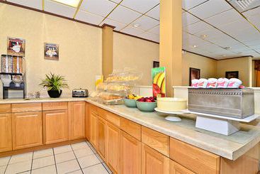 هتل Quality Inn Spokane, Downtown 4th Avenue