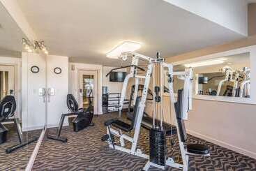 هتل Quality Inn & Suites Coeur d'Alene