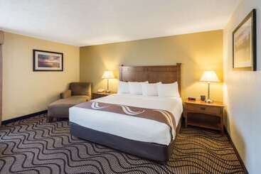 هتل Quality Inn & Suites Coeur d'Alene