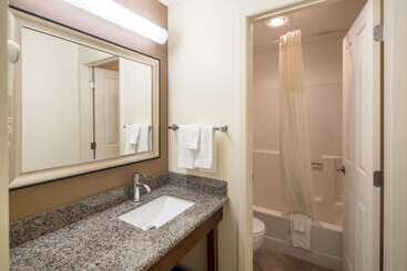 هتل Quality Inn & Suites Coeur d'Alene