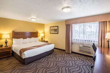 هتل Quality Inn & Suites Coeur d'Alene