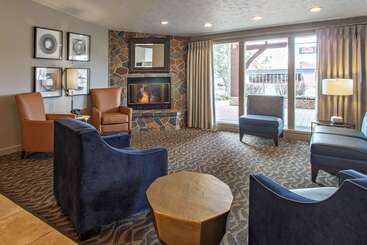 هتل Quality Inn & Suites Coeur d'Alene
